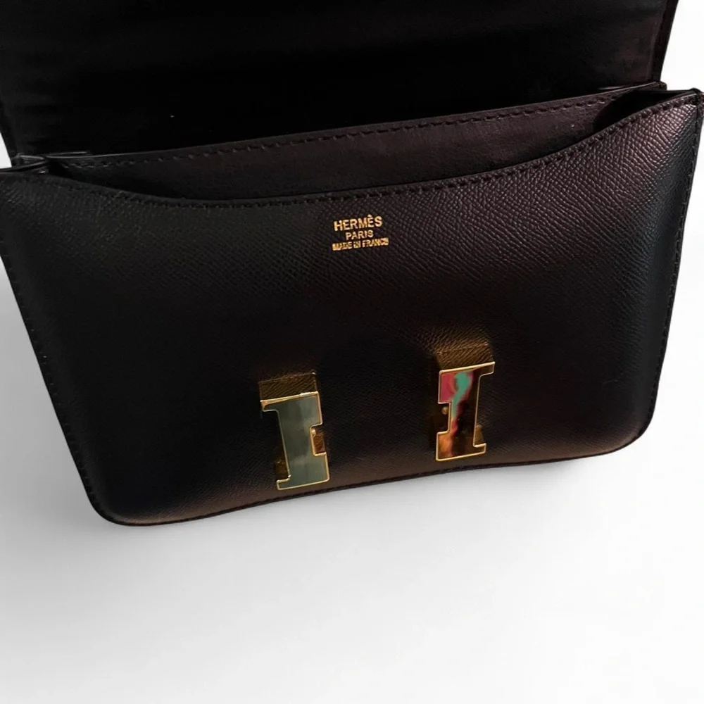 Black crossbody - Picture 4 of 10